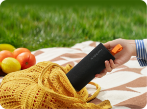 Xiaomi Sound Play hordozható Bluetooth hangszóró, 18 W, IP68, fekete